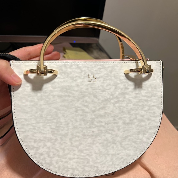 bb | Arch Handbag - Picture 5 of 8